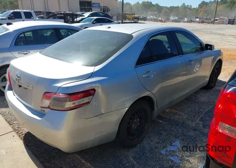 2011 Toyota Camry Le z USA, uszkodzony, nr VIN 4T1BF3EK3BU683418